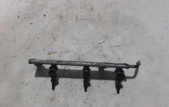 Smart ForFour II W453 Fuel main line pipe 100015919R