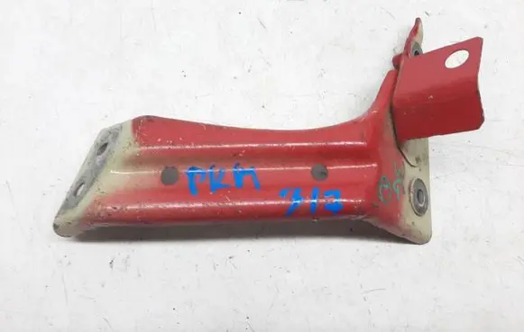 Volkswagen PASSAT B8 Fender mounting bracket 3G0821141