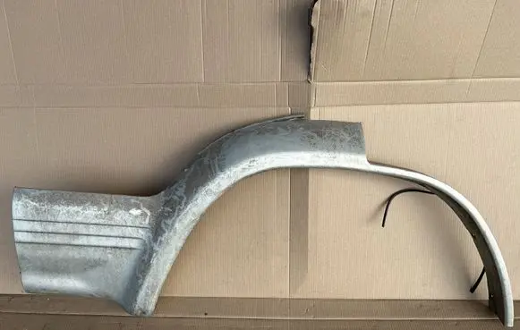 Mitsubishi Pajero Rear arch trim MB679796