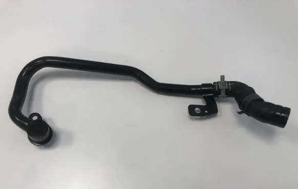 Engine coolant pipe/hose