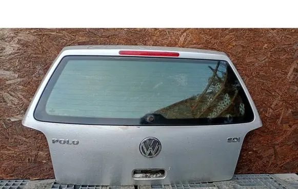 Volkswagen Polo III 6N 6N2 6NF Front vent window/glass (coupe) 