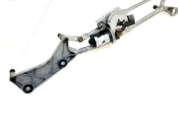 Mercedes-Benz ML W164 Front wiper linkage and motor A1648201742