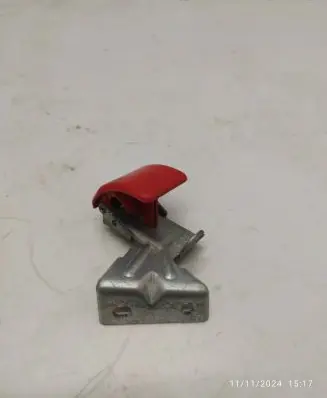 Volvo V50 Engine bonnet (hood) release handle