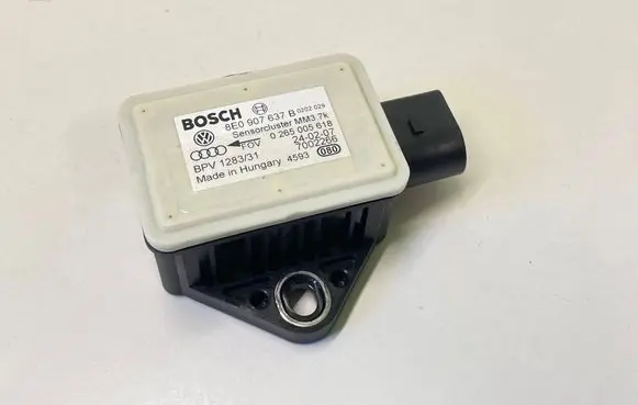 Audi A4 S4 B7 8E 8H ESP acceleration yaw rate sensor 8E0907637B 0265005618