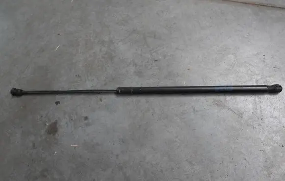 Volkswagen New Beetle Front bonnet/hood damper/strut 1C0823359E