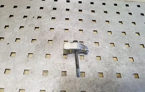 Honda CR-V Fuel Injector clamp holder
