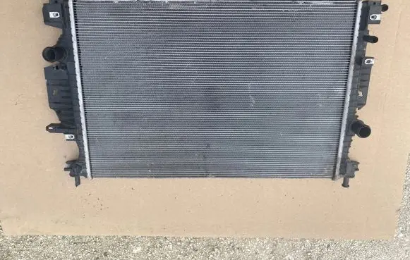 Ford Edge II Coolant radiator E1G3-8005