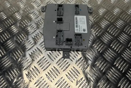Mercedes-Benz C W205 SAM control unit A2059006818 5DK01077274 A2059013904