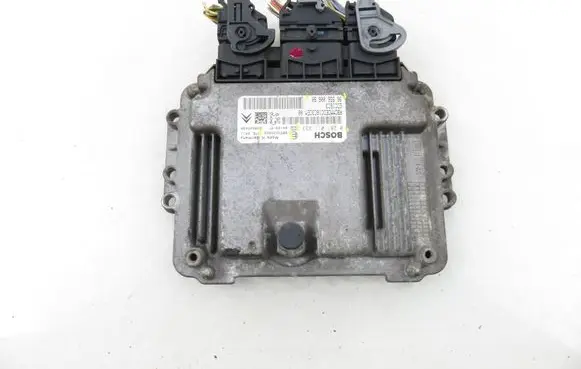 Citroen Xsara Picasso Engine control unit/module 9655600680 0281011233 9653239880