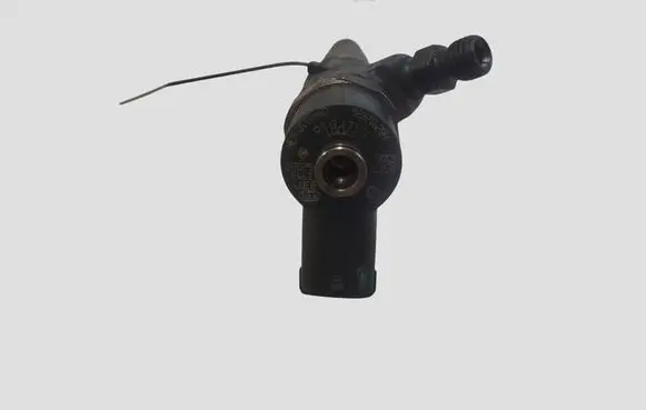 Opel Movano B Fuel injector 0445110634