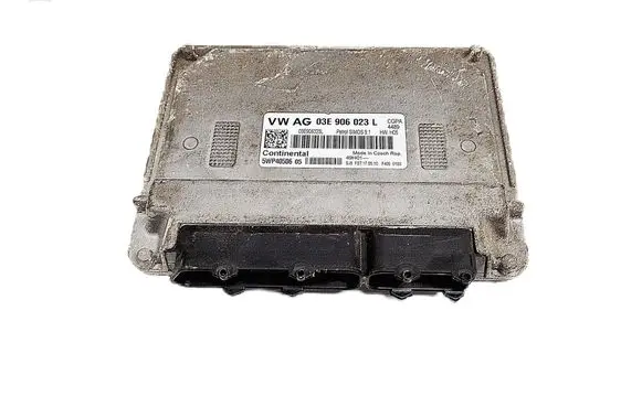 Volkswagen Polo IV 9N3 Engine control unit/module 03E906023L