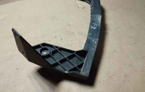 Honda Element Front bumper mounting bracket