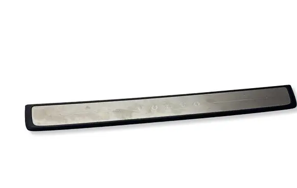 Volvo XC40 Front sill trim cover 32289844