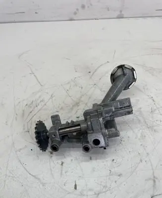 Renault Scenic II - Grand scenic II Oil pump 77006002526