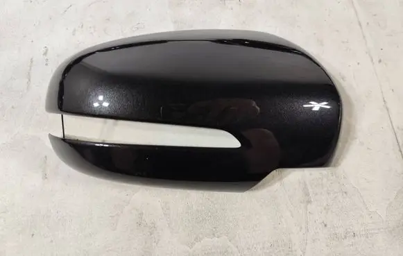 Suzuki SX4 S-Cross Plastic wing mirror trim cover 7101013L
