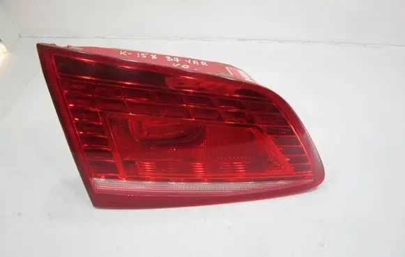 Volkswagen PASSAT B7 Tailgate rear/tail lights