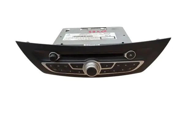Renault Laguna III Radio/CD/DVD/GPS head unit 281155676R 8152512 7649165391