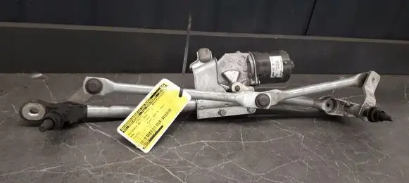 BMW 1 E81 E87 Front wiper linkage 7193036-01
