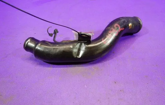 Ford Mondeo Mk III Intercooler hose/pipe 
