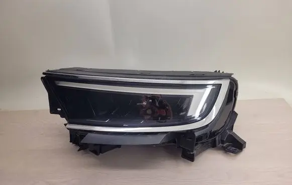 Opel Mokka B Headlight/headlamp 9834008280 368158932