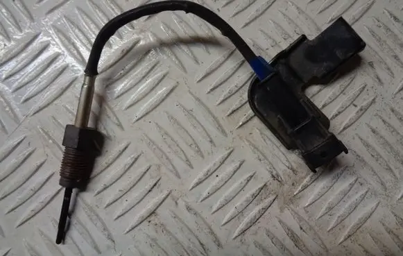 KIA Ceed Exhaust gas temperature sensor