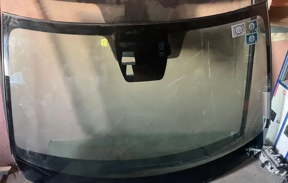 Mazda CX-5 Front windscreen/windshield window 
