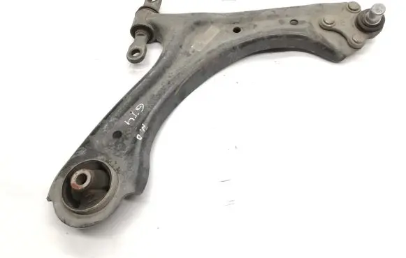 Front lower control arm/wishbone