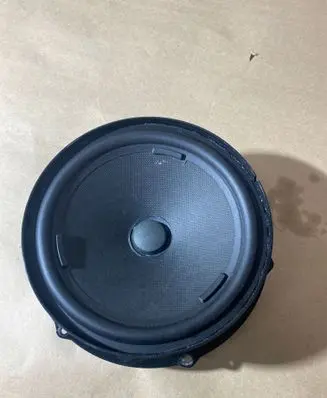 Volkswagen Tiguan Front door speaker 5NA035454