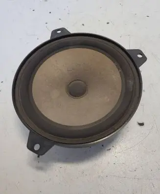 BMW 3 E46 Front door speaker 8368233
