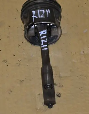 Peugeot 307 Piston with connecting rod 9HY