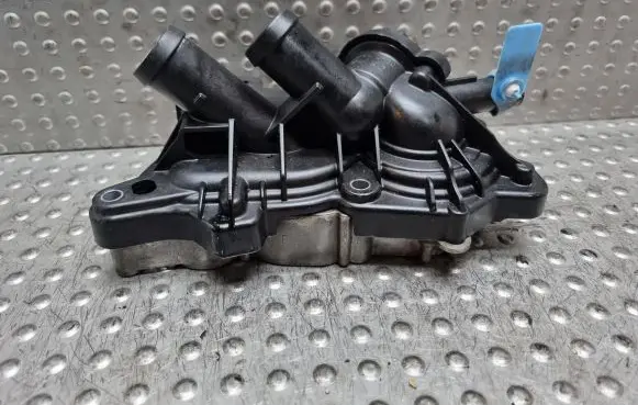 Volkswagen Golf VII Water pump 04E121042A