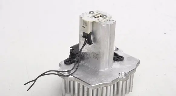 Mercedes-Benz E A207 Voltage converter/converter module 185809-00