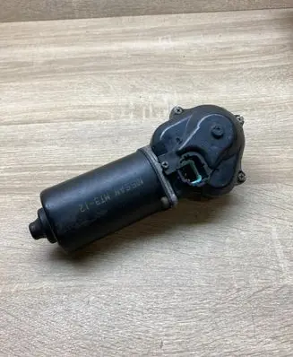 Nissan Primera Wiper motor 28810AU310