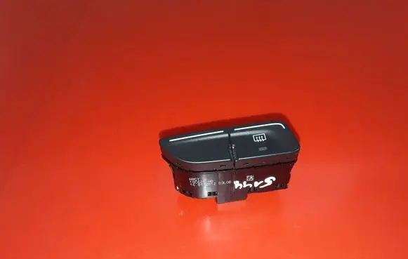 Ford Grand C-MAX Windscreen/window heater switch AM5T18C621AB