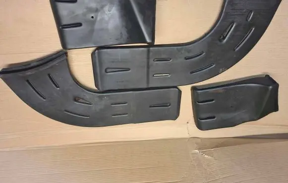 Mercedes-Benz W123 Cabin air duct channel 