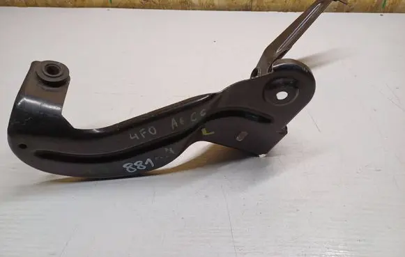 Audi A6 S6 C6 4F Intercooler pipe mounting bracket 4F0145813F
