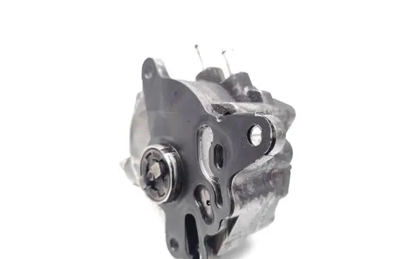 Audi A4 S4 B7 8E 8H Vacuum pump 03G145209C