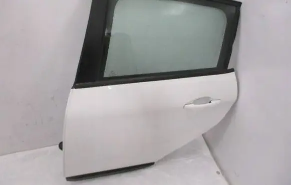 Peugeot 2008 I Door (2 Door Coupe) 