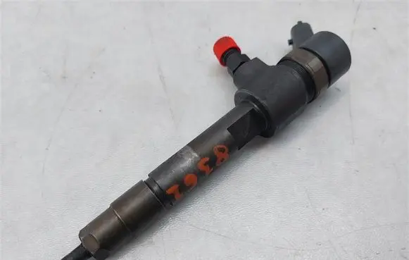 Fiat Punto Evo Fuel injector 