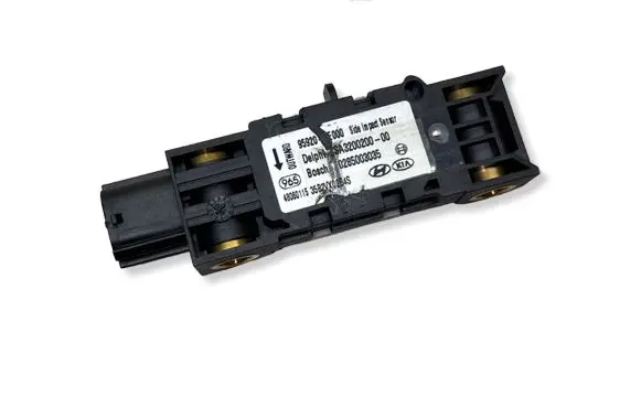 Hyundai Tucson JM Airbag deployment crash/impact sensor 959202E000