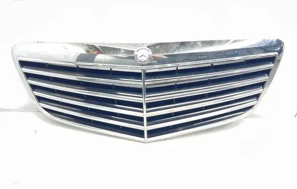 Mercedes-Benz E W211 Front grill A2118801783