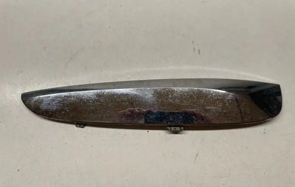 Fender trim (molding)