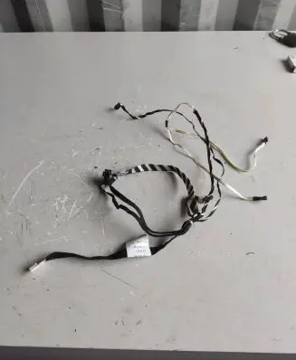 Mercedes-Benz S W221 Front door wiring loom 2215402807 110706Q10