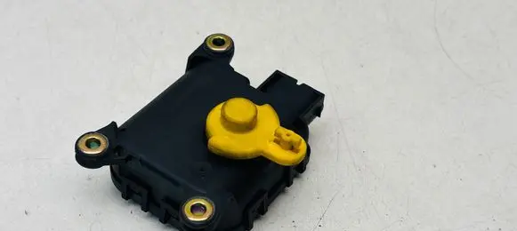 Volkswagen Bora Air flap motor/actuator 8D2820511C 0132801122 133861H