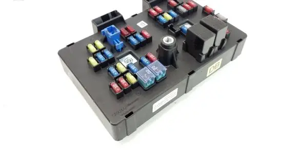 Opel Antara Fuse module 08276D AK62038
