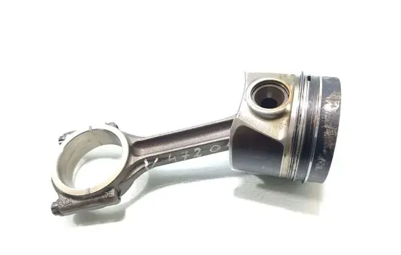 Audi A3 S3 8V Piston with connecting rod CRLC