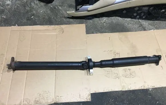 BMW X6 E71 Drive shaft (set) 7624427