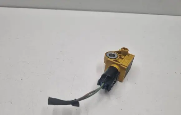 Mercedes-Benz E A207 Airbag deployment crash/impact sensor A2128210351 2128210351