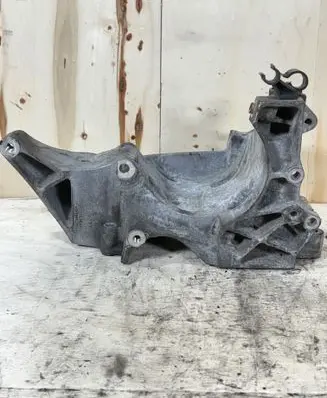 BMW 3 E90 E91 Generator/alternator bracket 7802639 11167802639