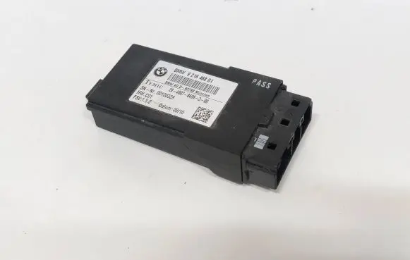 BMW 3 E90 E91 Seat heating relay 9216468